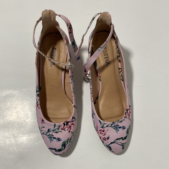 JustFab Floral Ankle Strap Pump - Picture 2 of 5